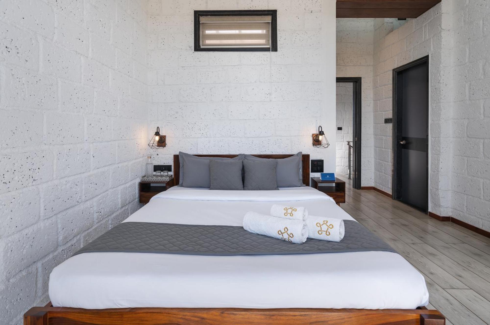 Saffronstays Calvin - 3 Bedroom Pool Villa In Lonavala Esterno foto